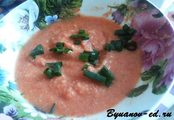 острый томатный суп